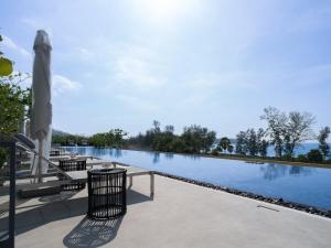 Laguna Seashore, 2BR - 200 meters to the beach