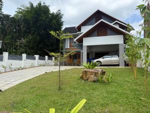Family friendly modern style luxury villa