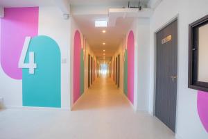 โรงแรมสีสันบางแสน See San Hotel Bangsaen