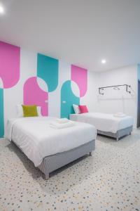 โรงแรมสีสันบางแสน See San Hotel Bangsaen