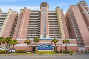 2 BR Oceanfront Condo in Baywatch with Fitness Center in NMB