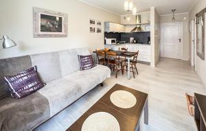 Gorgeous Apartment In Darlowo With Wifi