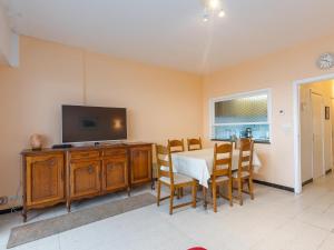 Sun Beach - 0001 + box 82 (Green Garden)