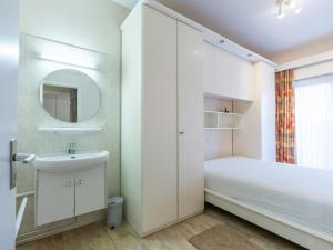 Sun Beach - 0001 + box 82 (Green Garden)