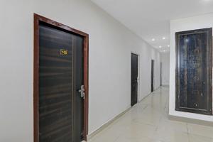 Hotel O Rudra Palace Near Phoenix United Lucknow