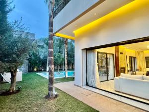 La Villa Tariq