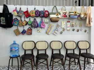 Amour Ha Noi Homestay & Tourist