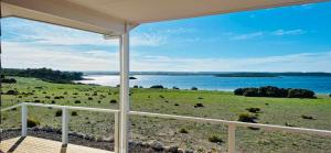 Pelican Lagoon Retreat