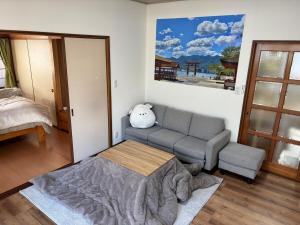 Spacious Private House in Iwakuni,Entire Home, Ideal for Families & Groups,山口県岩国市のまるまる貸切の一軒家