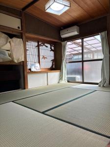 Spacious Private House in Iwakuni,Entire Home, Ideal for Families & Groups,山口県岩国市のまるまる貸切の一軒家