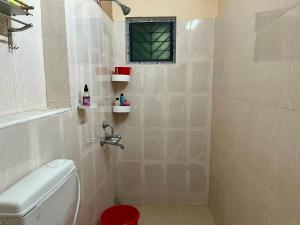 Spacious & Cozy 2-Bedroom Stay