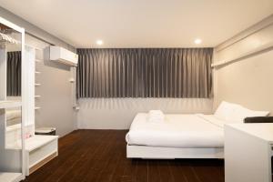 Townhouse 37 in Pratunam Bangkok Soi Ratchaprarop 10