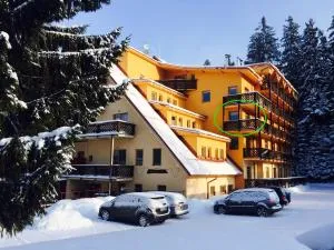 Studio Erika- Spiežovec - Lučatín