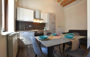 Pet Friendly Apartment In Palermo With Wifi