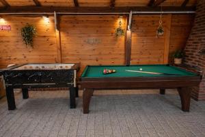 Apartment in Mi dzywodzie with a swimming pool