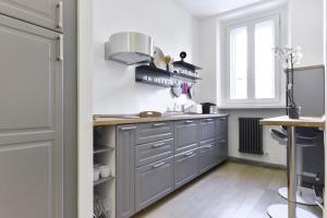 Campo de Fiori Brand New Apartment