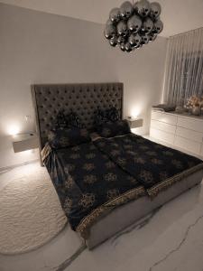 Exklusives 115 m Designer Apartment Kamin Spa-Bad Balkon Lounge Fürth