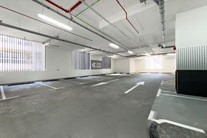Premium 1BR Apartment at Marina Living