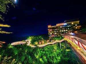 Flamingo Cat Ba Beach Resort