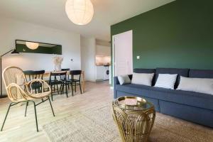 LOasis Urbain, proche gare, parking privé, 6-8 px