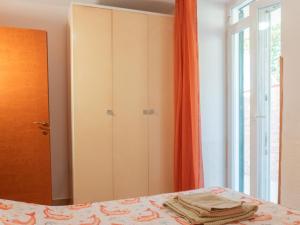 LES PETITES MAISONS maison orange