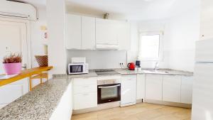 Apartamento Asun en Dénia, Ideal para grupos de hasta 6 personas en el centro de la ciudad by Family Homes Rentals