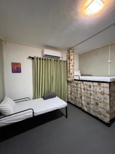 Sundays Hostel Sigiriya