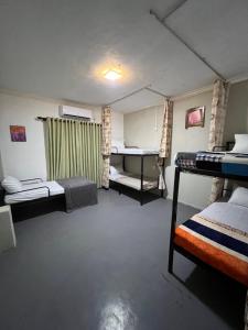 Sundays Hostel Sigiriya