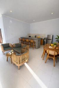 Tropical Pool Villa Taman Sari Bali