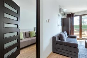 Klimatyzowane Apartamenty z Balkonami we Władysławowie by Noclegi Renters