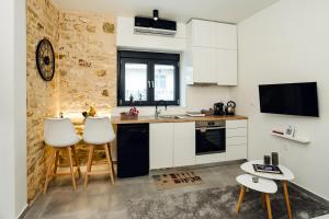Top Alti Studio Apartment