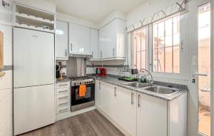 Lovely Home In Orihuela Costa With Wifi