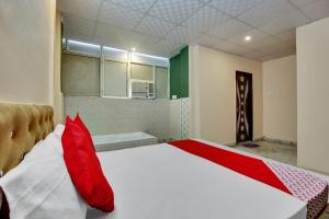 Hotel O Mayura Residency