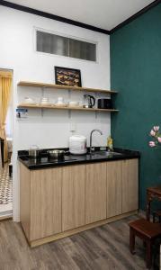 4 Beds w Balcony & Street View Old Quarter
