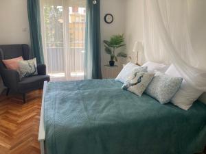 Art Home Blue
