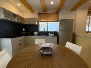 Bikini Villa #2 - 2 Bedrooms Beach access Villa