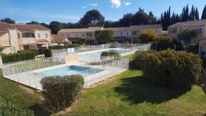 Appartement 4 couchages climatisé,piscine privée,proche centre ville et plages