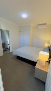 Stunning as new 3 Queen Home
