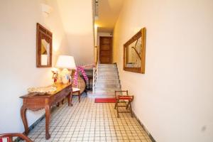 Giulias Home City Center