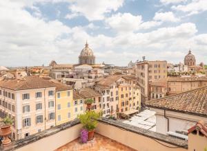 The View of Roma