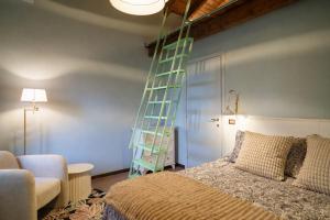 Navigli House-Private Garden -Quiet Oasis-Sleeps 5 img14