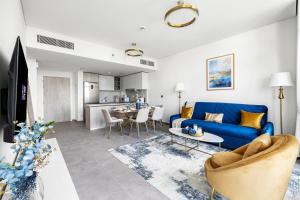 Chic 2BR Retreat with Balcony and Pool Views at Viera Residence