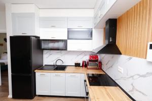 Luxury Garden Building Tirana Apartment 21st Floor