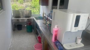 OYO 91303 Chalet Awie