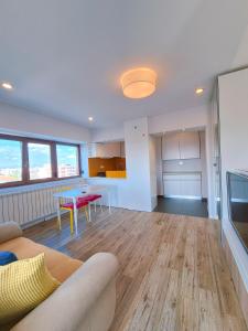 Central Bright Suites 2