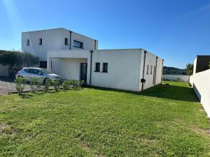 Spacieuse villa standing de 220m2 à 5 minutes des plages
