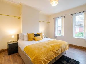 Contractor Stay 6 Beds Parking & Wi Fi