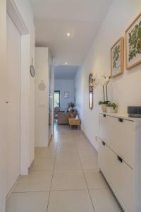 Contemporary 1 Bed Apartment in Marina Park Lagos