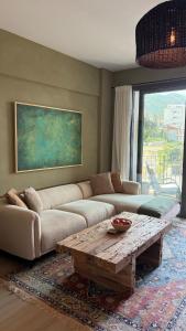 Vlore Lux