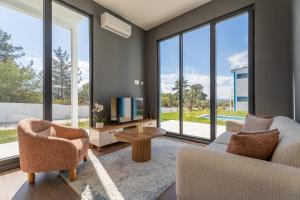 Lotus Villas & Suites